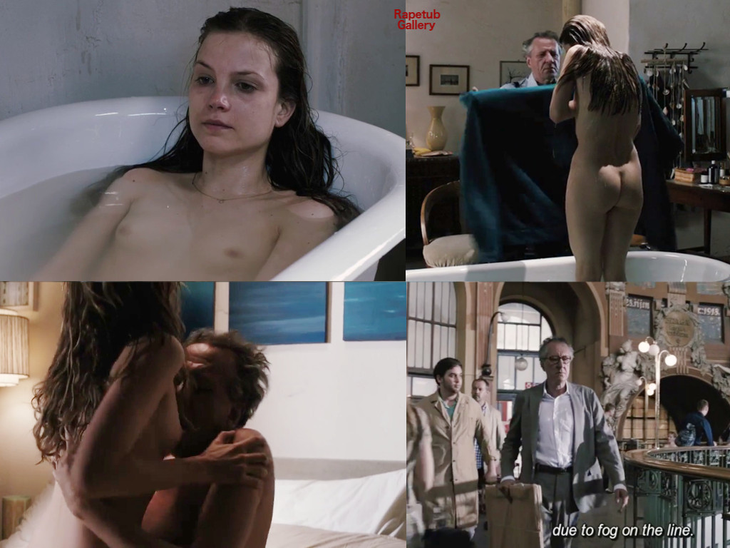 1024px x 768px - Sylvia Hoeks nude scenes without panties