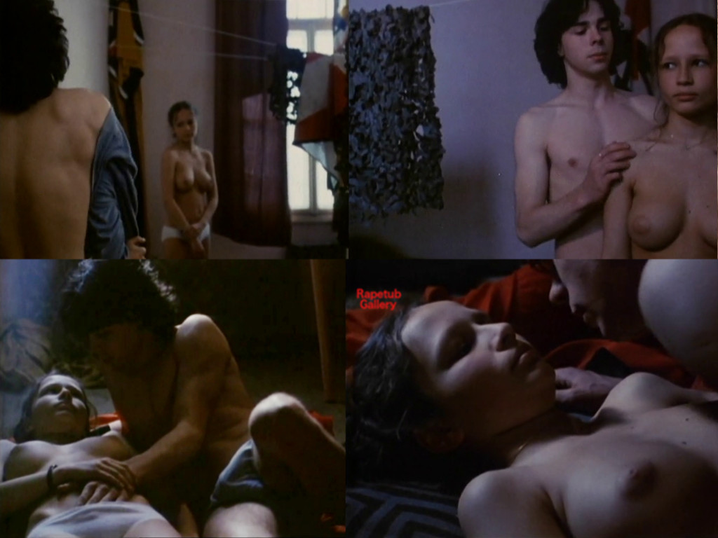 Teen sex scene in movie