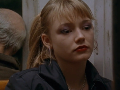 The hard life of teenagers in a Russian slum